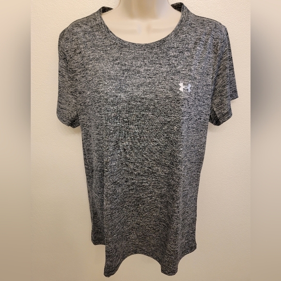 NWT Under Armour Ladies Heat Gear Loose Fit Short Sleeve T-Shirt - Picture 1 of 2